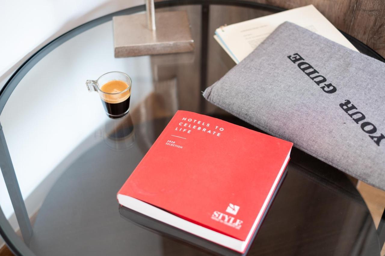 Acropolis Plaza Smart Suites Athens Ngoại thất bức ảnh
