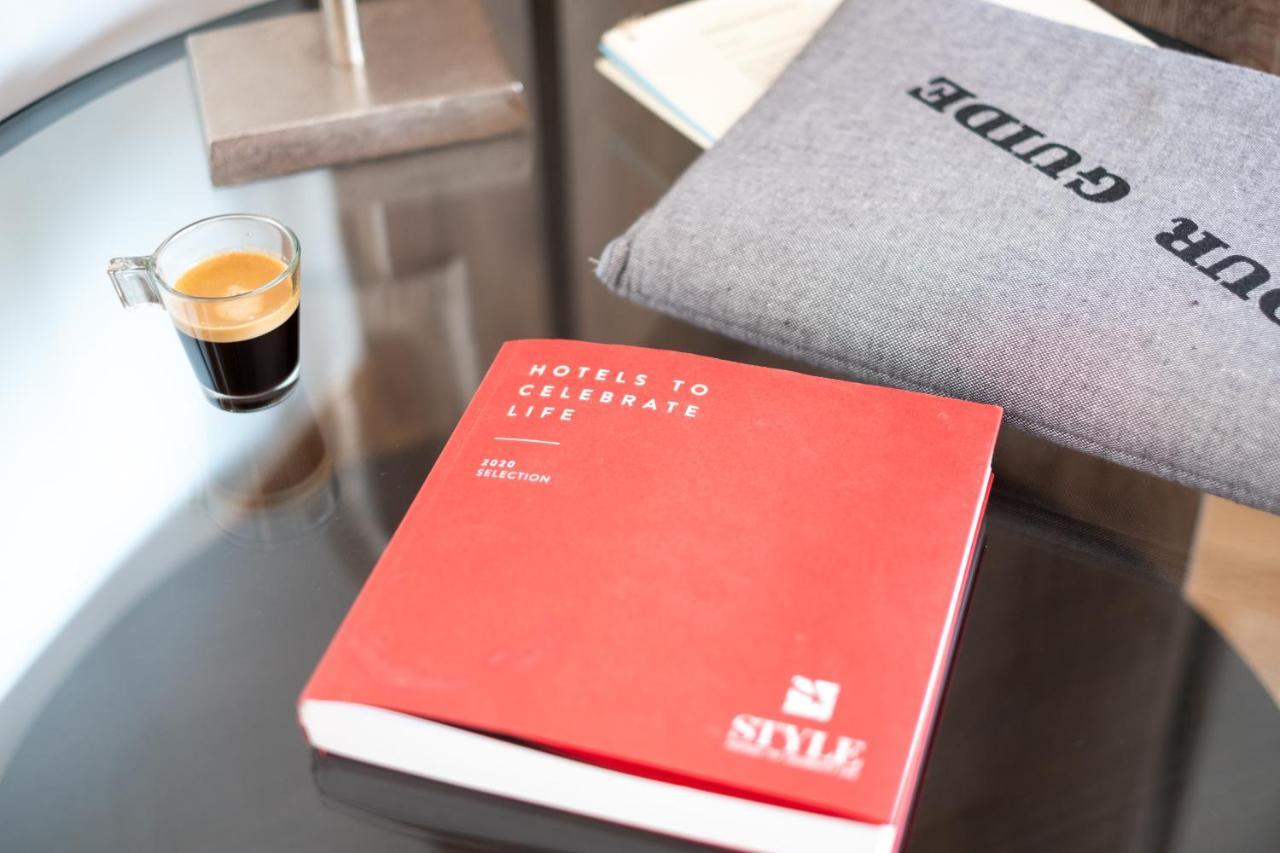 Acropolis Plaza Smart Suites Athens Ngoại thất bức ảnh