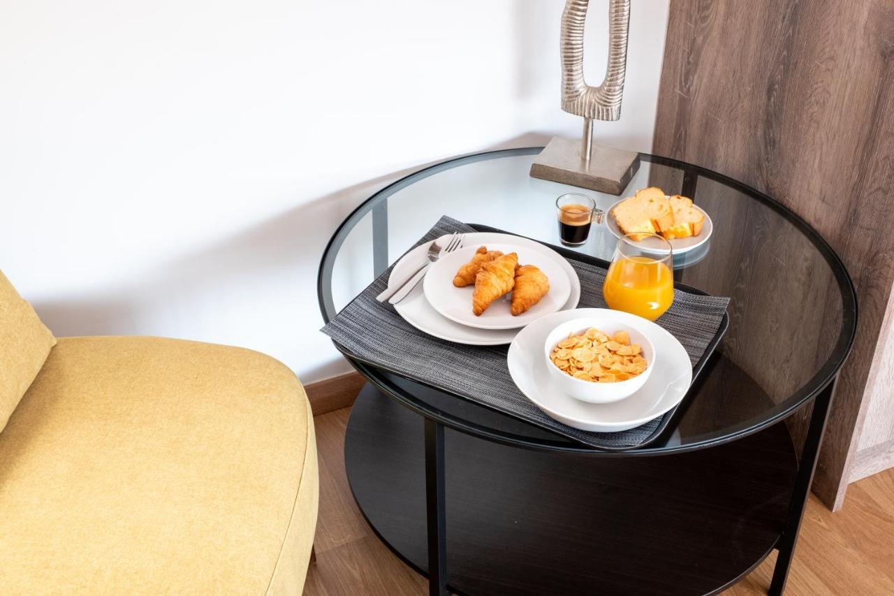 Acropolis Plaza Smart Suites Athens Ngoại thất bức ảnh