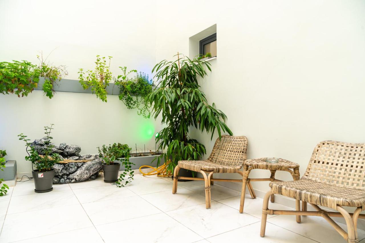 Acropolis Plaza Smart Suites Athens Ngoại thất bức ảnh